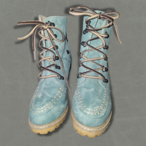 Topstitched Skyblue Boots – Size 5 | Rugged, Pre-Loved, Spotless